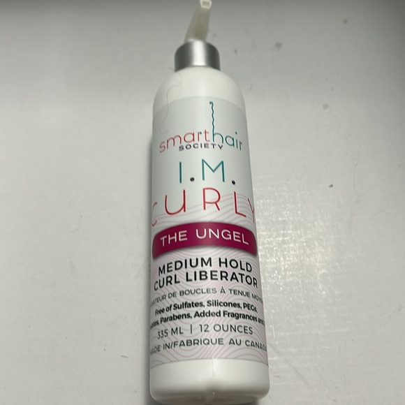 I.M. Society Curly Hair System. Shampoo, Conditioner, Gel & 2 Curl Cream - Picture 5 of 13